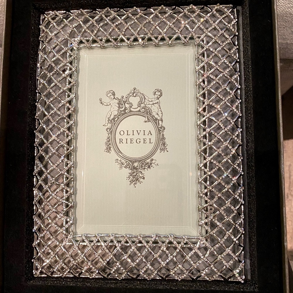 BNIB-Olivia Riegel Silver⚡️Tristan⚡️ 
Picture Frame